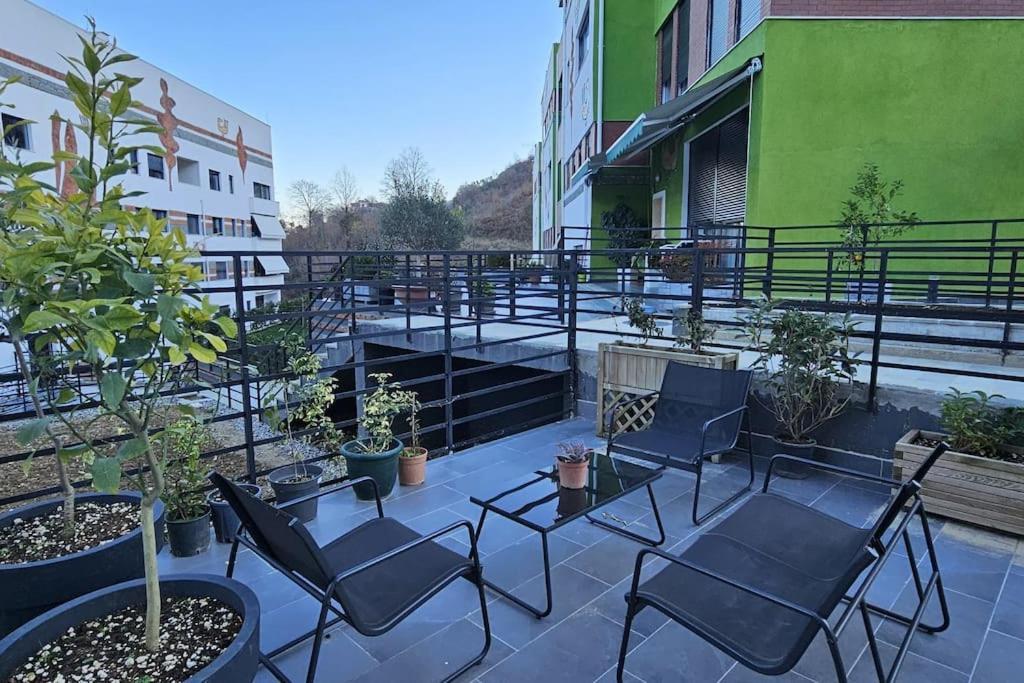 דירות Deluxe Flat With Garden_טיראנה מראה חיצוני תמונה